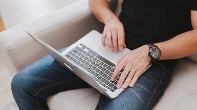 5 Tips Aman untuk Mematikan Laptop yang Bermasalah atau Hang: Solusi dari Okezone Techno