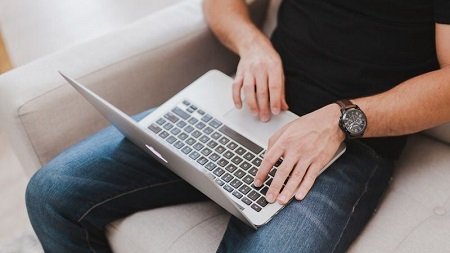 5 Tips Aman untuk Mematikan Laptop yang Bermasalah atau Hang: Solusi dari Okezone Techno