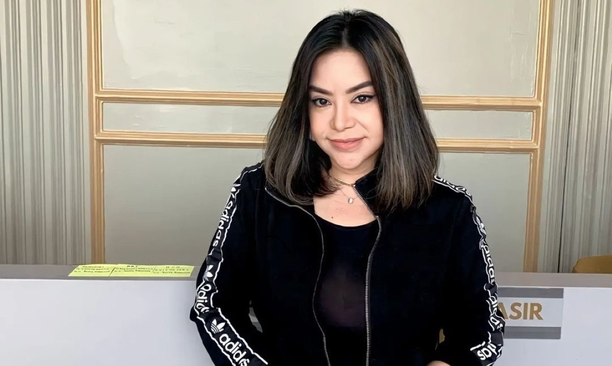 Anak dengan Gangguan Kecemasan, Tangis Anisa Bahar Memecah : Okezone Selebriti