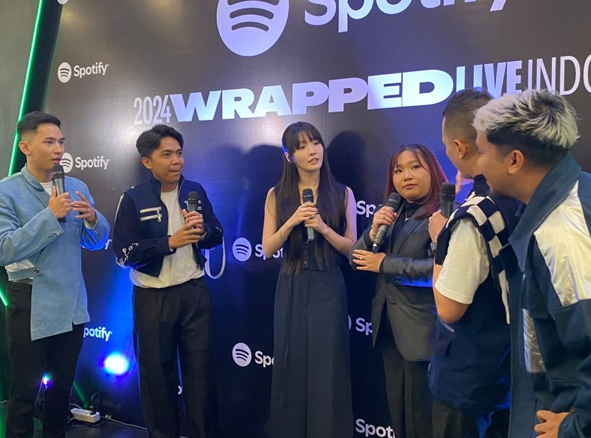 Keasyikan Podcast Empat Bersua dengan Chung Ha di Spotify Wrapped Live Indonesia 2024