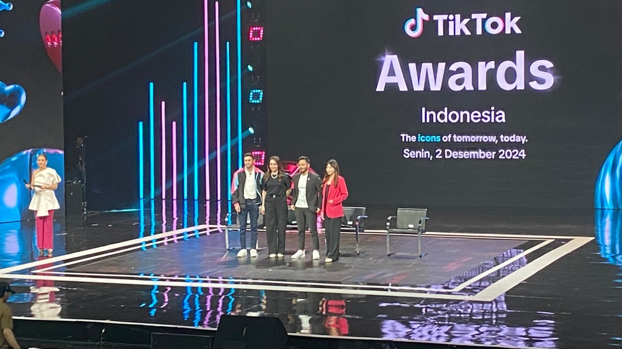 Ayu Ting Ting dan Lyodra Bersiap untuk Meramaikan TikTok Awards Indonesia 2024