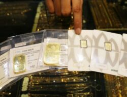 Harga Emas Antam Meningkat Rp10.000, Kembali Capai Rp1,6 Juta per Gram: Berita Ekonomi Okezone