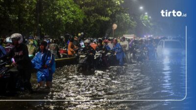 Lebih dari 2.000 Orang Mengalami Pengungsian karena Banjir di Jakarta