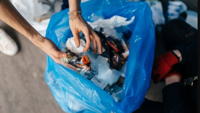 Menuju Indonesia Bebas Sampah Plastik pada 2030: Misi yang Mungkin?