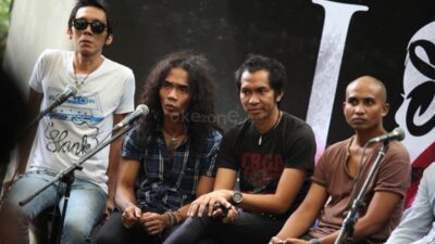 Penampilan Spesial SLANK dan Dewa 19: Kemeriahan Adu Tarif Manggung